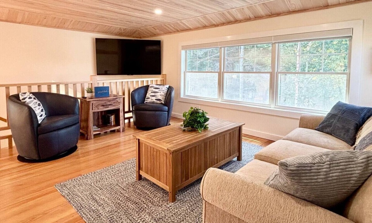 Northeast Harbor Apartment | Acadia + Bar Harbor Escape Fitness Center Access NEH