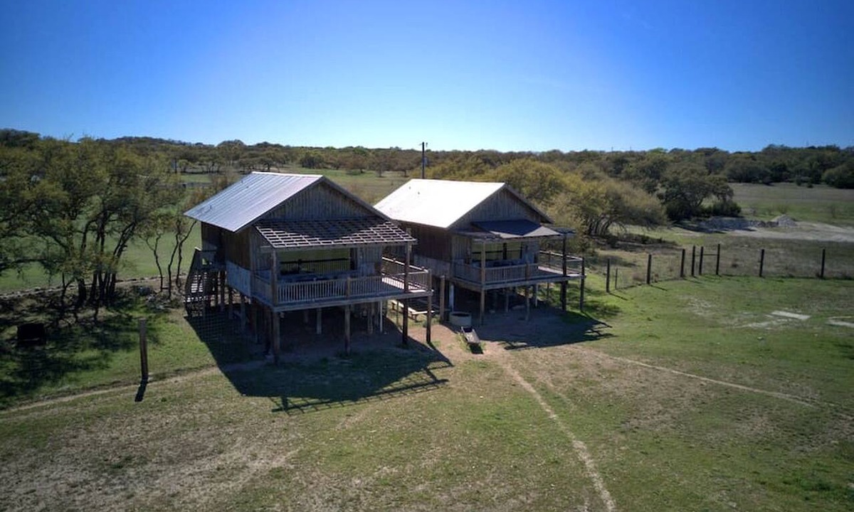 Bergheim Cottage | Amazing Raised Bungalow Surrounded by Beautiful Texas Hill Country Views in Bergheim, Texas