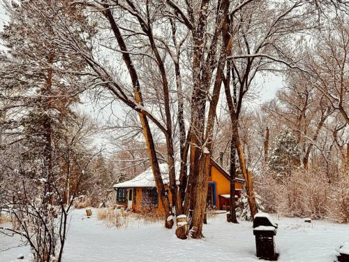San Cristobal House | Artistic Garden Casita on Organic Farm in New Mexico