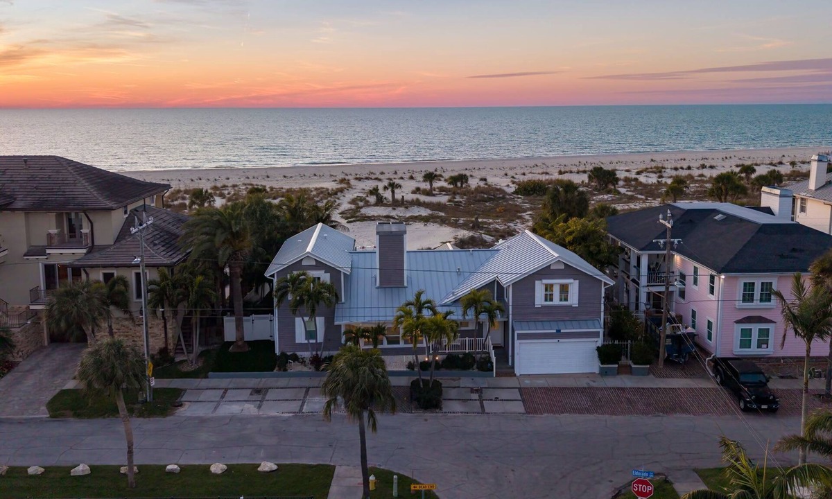 Carlouel House | Award-winning Private Beach & Breathtaking Sunsets