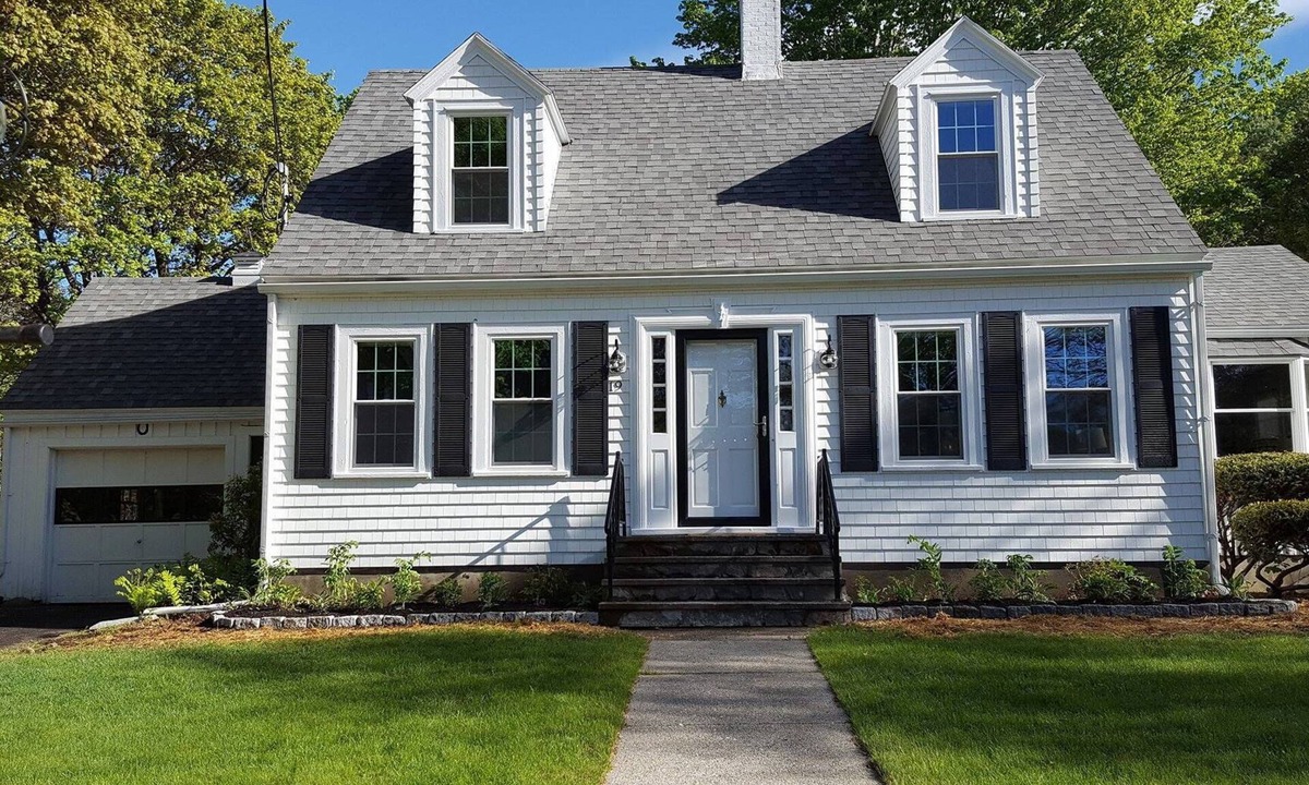 Bar Harbor House | Bar Harbor In town Charming newly remodeled Home