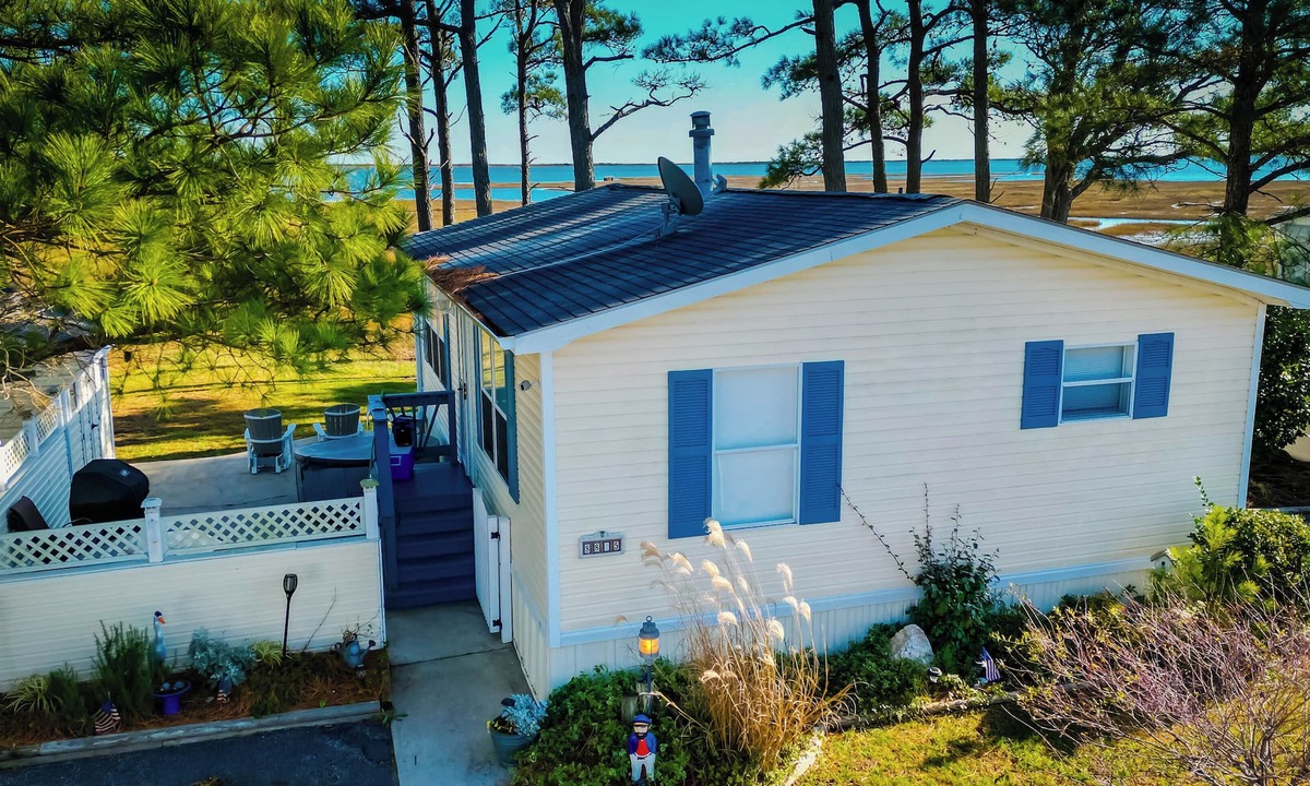 Assateague Pointe House | Bay Front Single Home - Assateague Pointe - In season weekly rental at 1,925