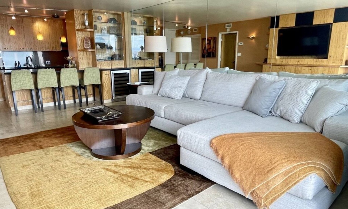 Coronado Condo | Beachfront Condo in Beautiful Coronado