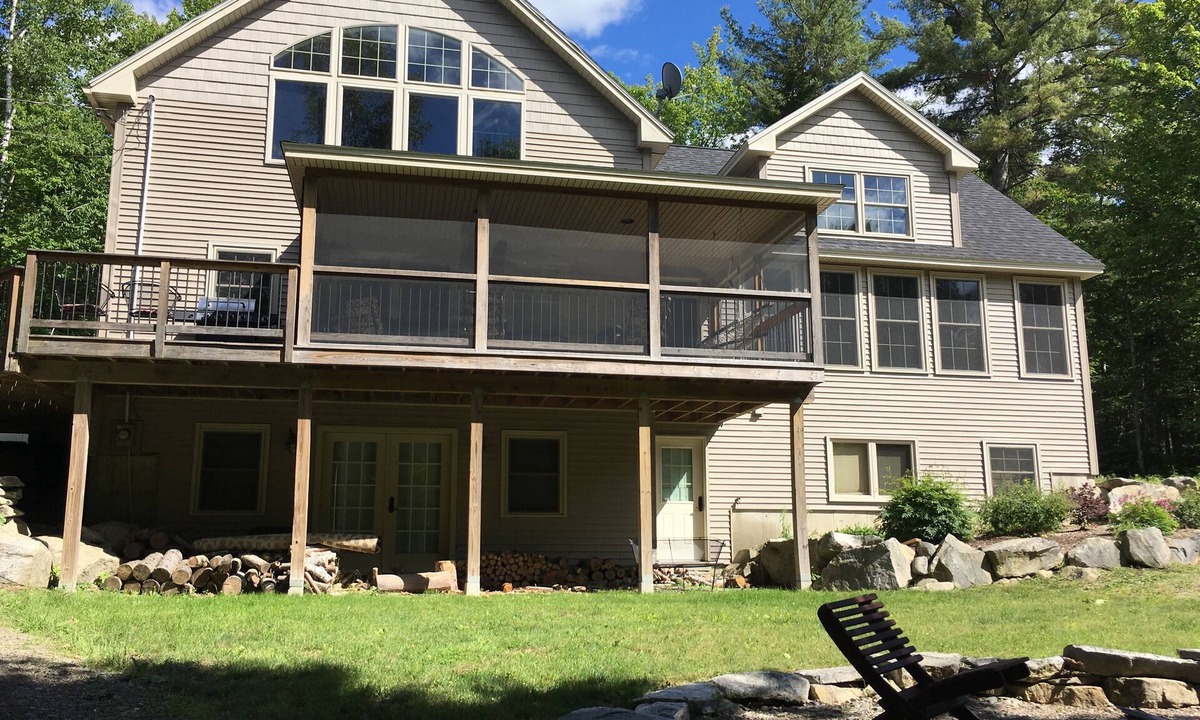 Holden House | Beautiful lake house for 12-14 Holden, miles of hiking and biking trails!