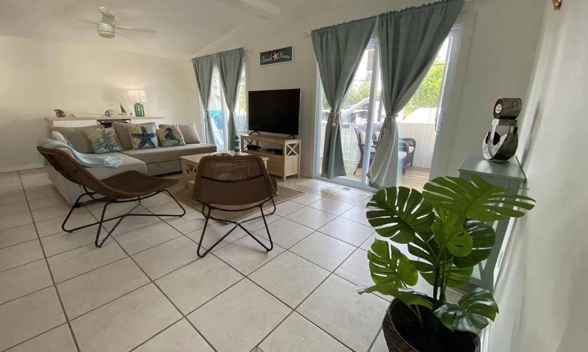Cross Key Waterways House | Beautiful waterfront home on the bay, a piece of heaven!