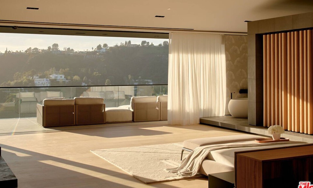 Bel Air Villa | Bel Air Luxury Mansion - Modern Architectural Estate at Bel Air Road