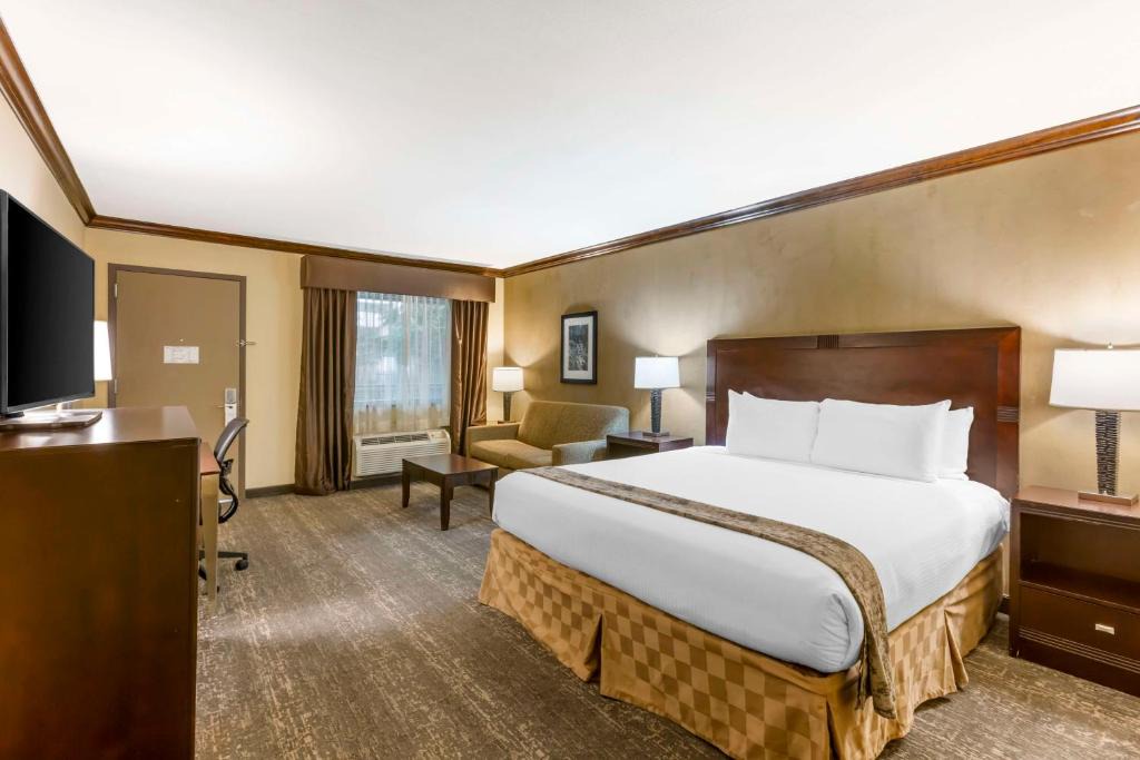 Raton Hotel | Best Western Plus Raton Hotel