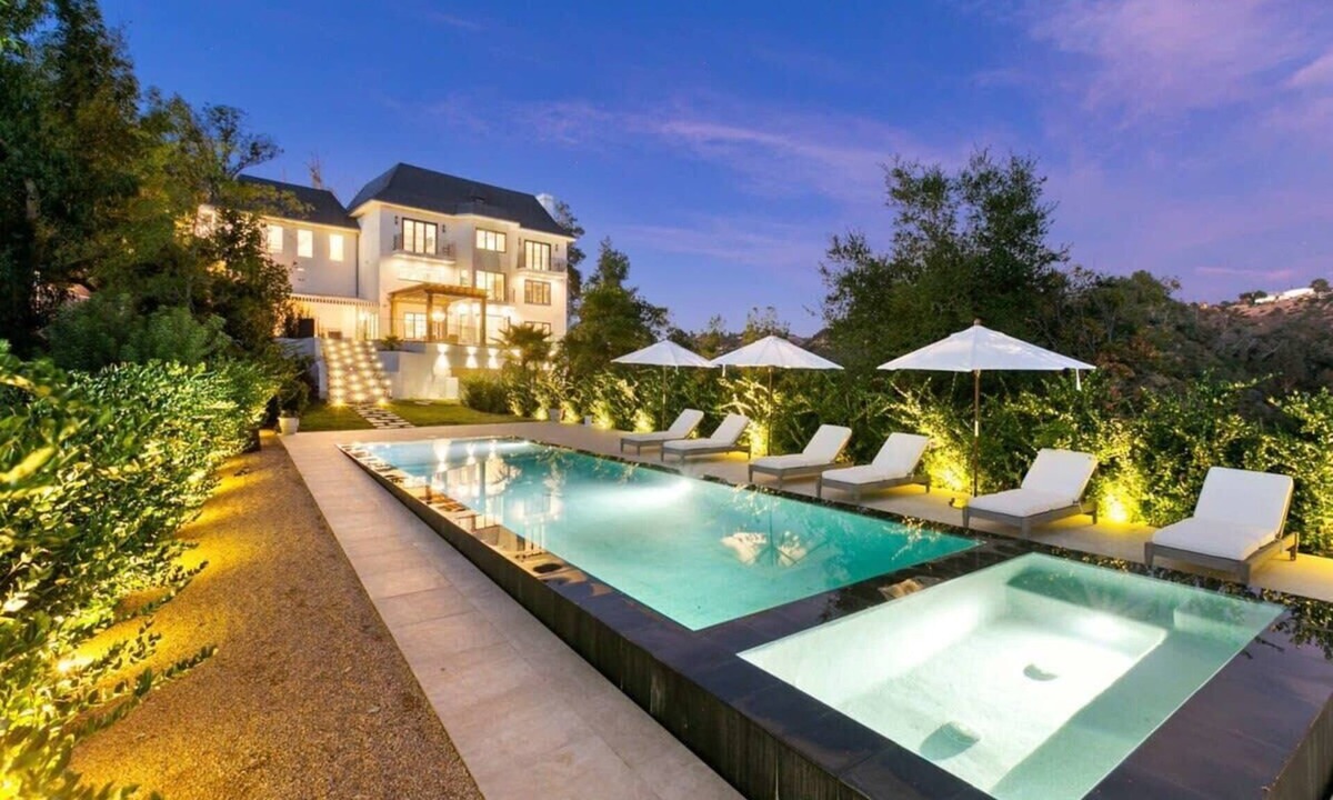 Beverly Glen Villa | Beverly Hills Maison by Stay Awhile Villas