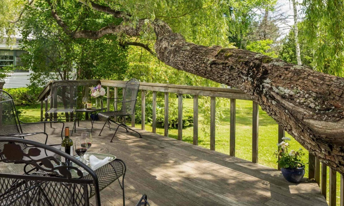 Blue Hill Bed & Breakfast | Blue Hill Inn