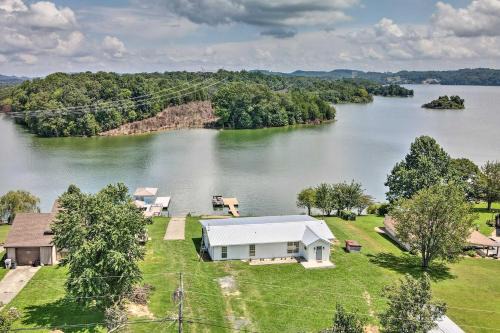 Mooresburg House | Boat Dock + Covered Patio: Cherokee Lake Escape!