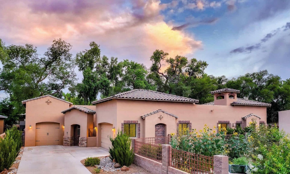 Albuquerque House | Bosque Retreat on the Rio Single-Story 4 Kings