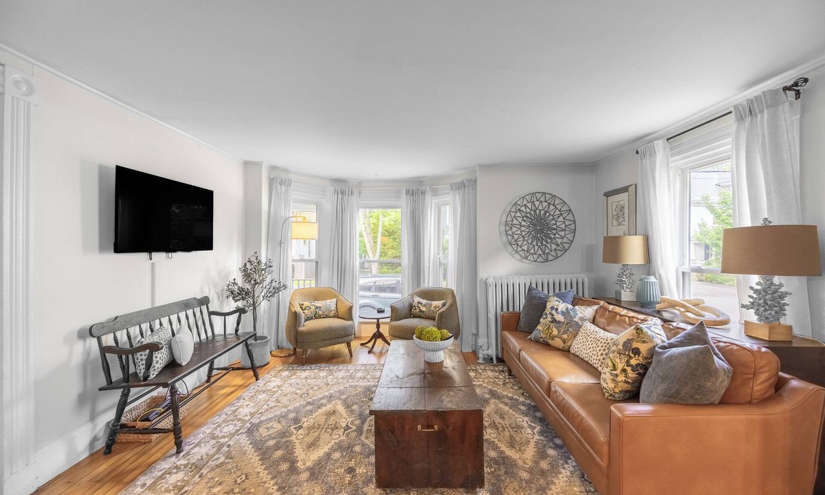 Bangor House | Broadway Historic District Home