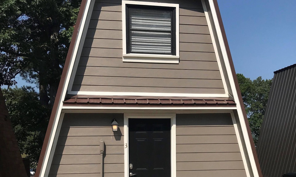 Columbus Cabin | Cabin 7- Overlooks Yarborough Landing and Millwood Lake