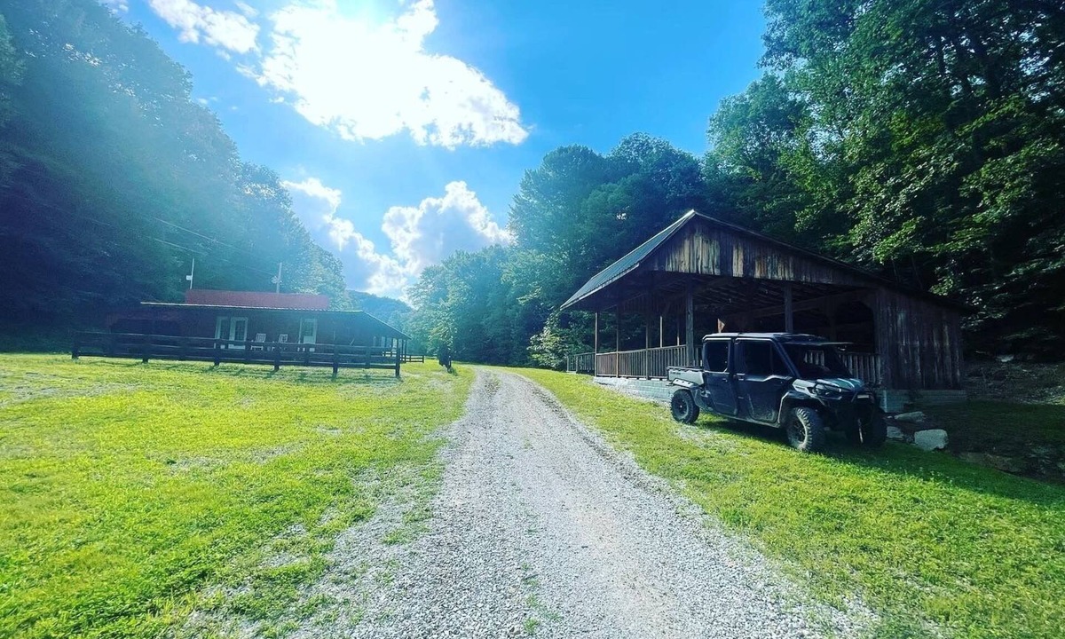 Garrison RV Rental | Campground on 500 acres in Garrison KY. 3 miles from the Ohio river