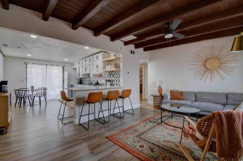 La Mesa House | Casa Charleston-3BR-2Bath-Private HOT TUB-Pet Friendly-No Pet Fees!