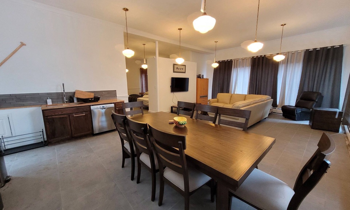 Moscow House | Charming renovated Bank building direct access for ATV/snowmobiles