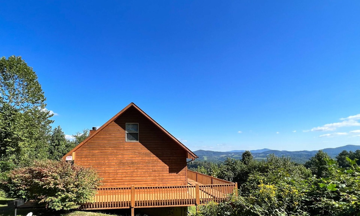 Grassy Creek Cabin | Chill Out In The NC Mtns! - Game Table, WiFi & Views Near Grayson Highlands