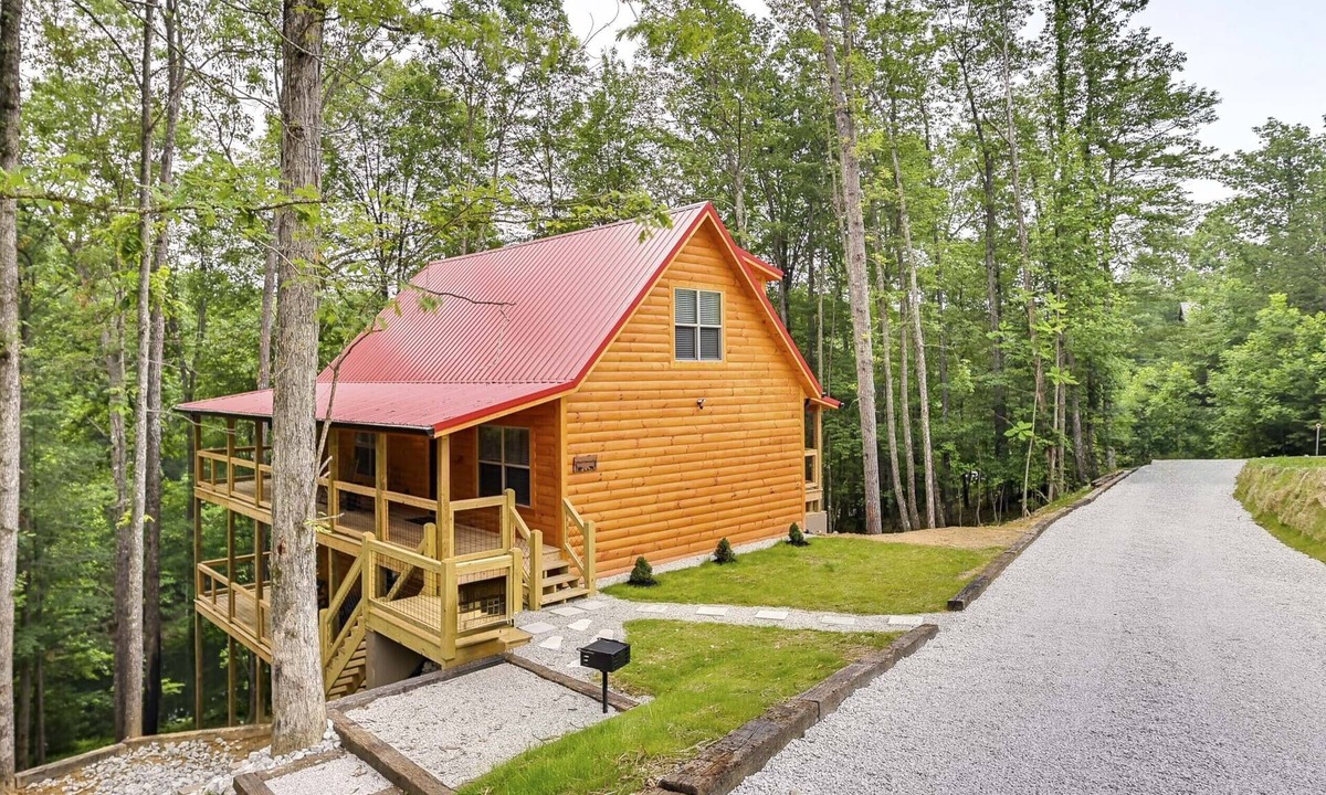 Primrose Cabin | Cliffview Resort Lakefront 4BR, 3BTH- No Smoking/Pets. Fishing Dock, Game Rm.