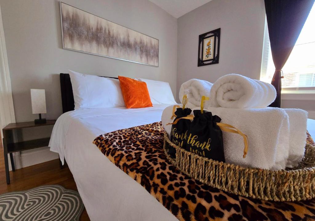 West Roxbury Apartment | Comfy & Chic Apartment for 2026 World Cup FREE PARKING