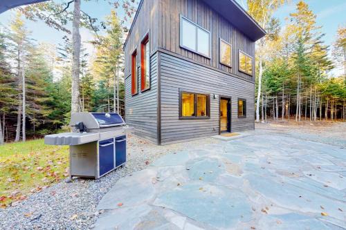 Lamoine House | Contemporary retreat with grill, firepit, & patio - walk to beach
