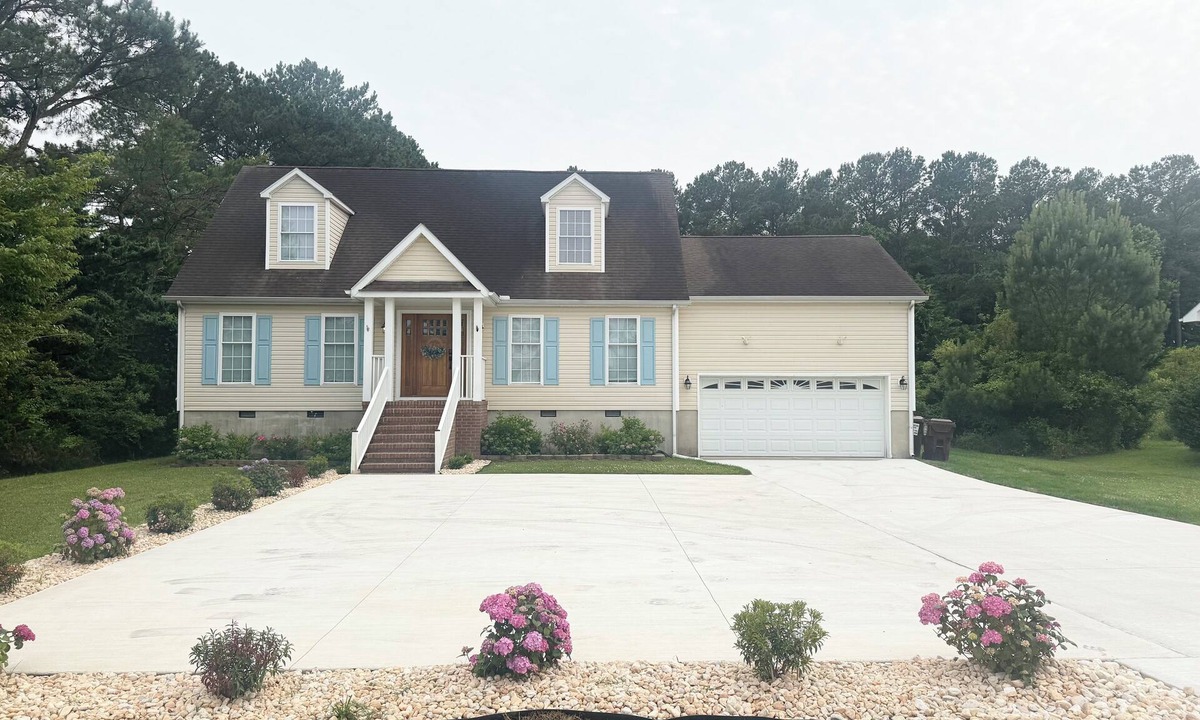 Assateague Pointe House | Cottage on Snug Harbor, minutes from O.C. beaches, Berlin, and Assateague.