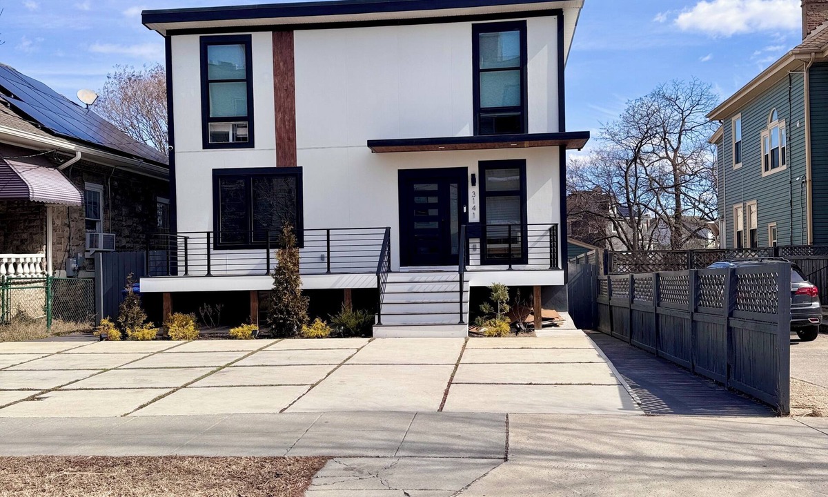 Langdon Apartment | Cozy and Spacious 2-bdrm apt w/off-street parking, secure entry, W/D, WiFi in DC
