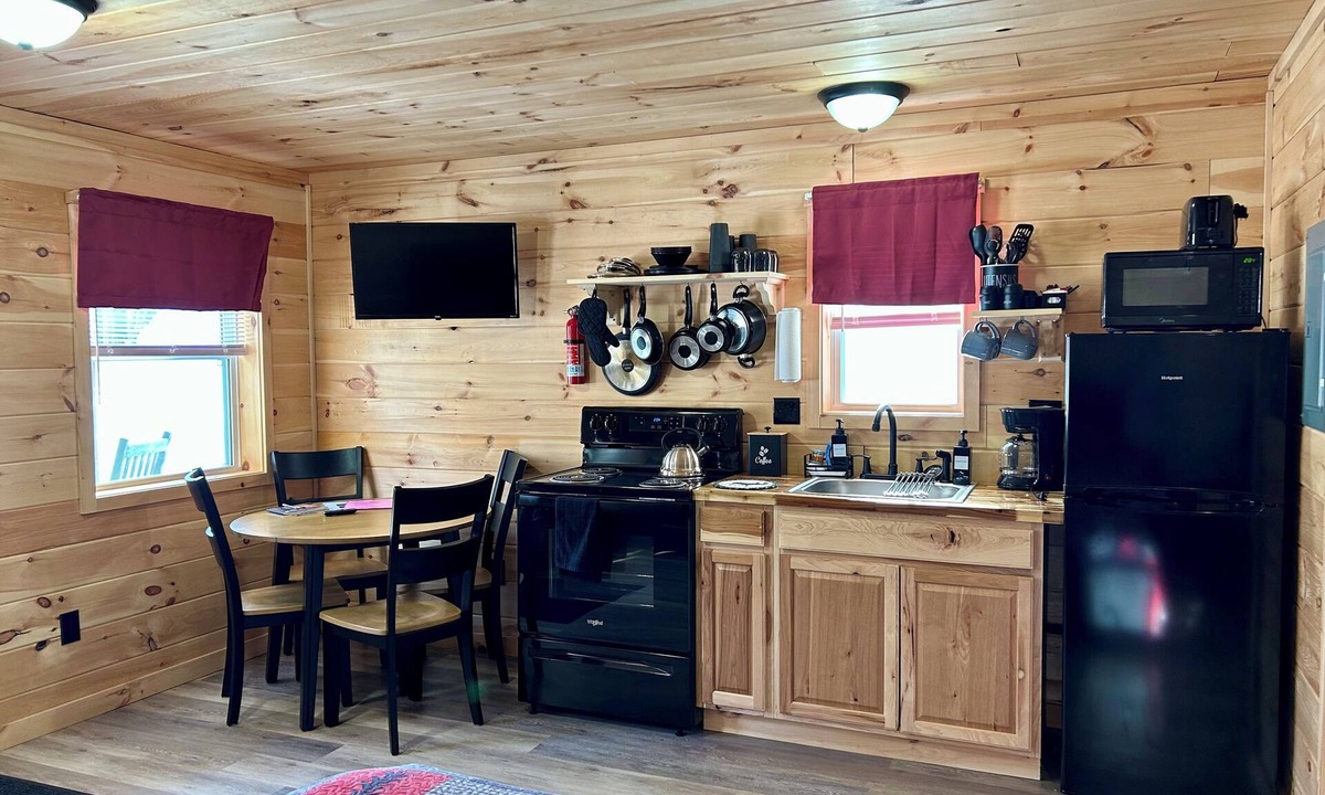 Sangerville Cabin | Cozy cabin located on the Atv & snowmobile trail. Family & Pet Friendly