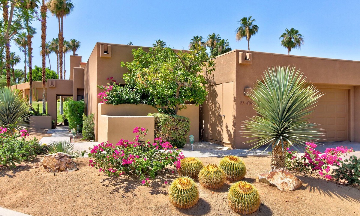 Palm Desert Condo | Cozy Dog-Friendly Condo, Shared Pool/Hot Tub, Near Golf Courses & National Park
