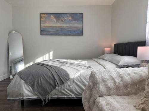 Del Aire House | Cozy Home near Beaches, LAX, SoFi, Intuit Dome,405