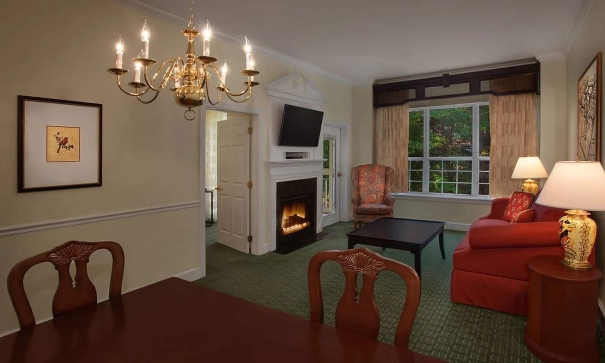 Berkeley Villa | Create lasting memories , at Marriott's Manor Club at Ford's Colony.