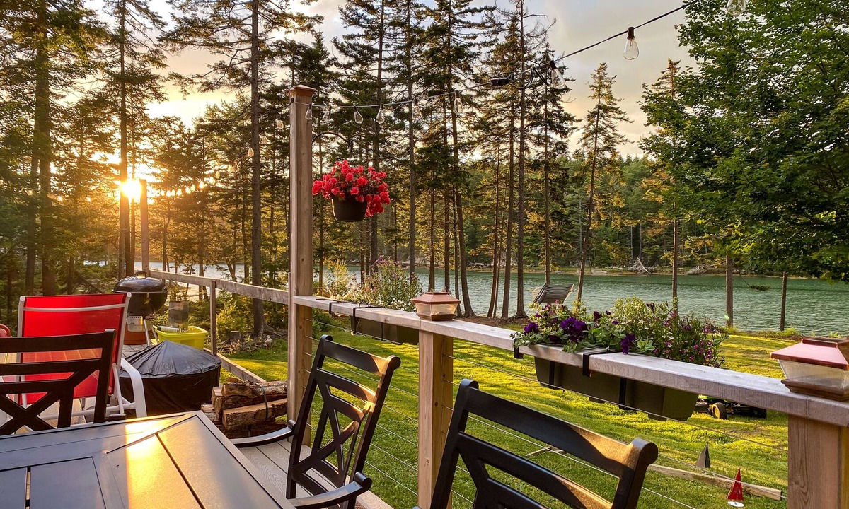 Tenants Harbor House | Eagles Run on Seavey Cove: Relaxation and Sea Breezes