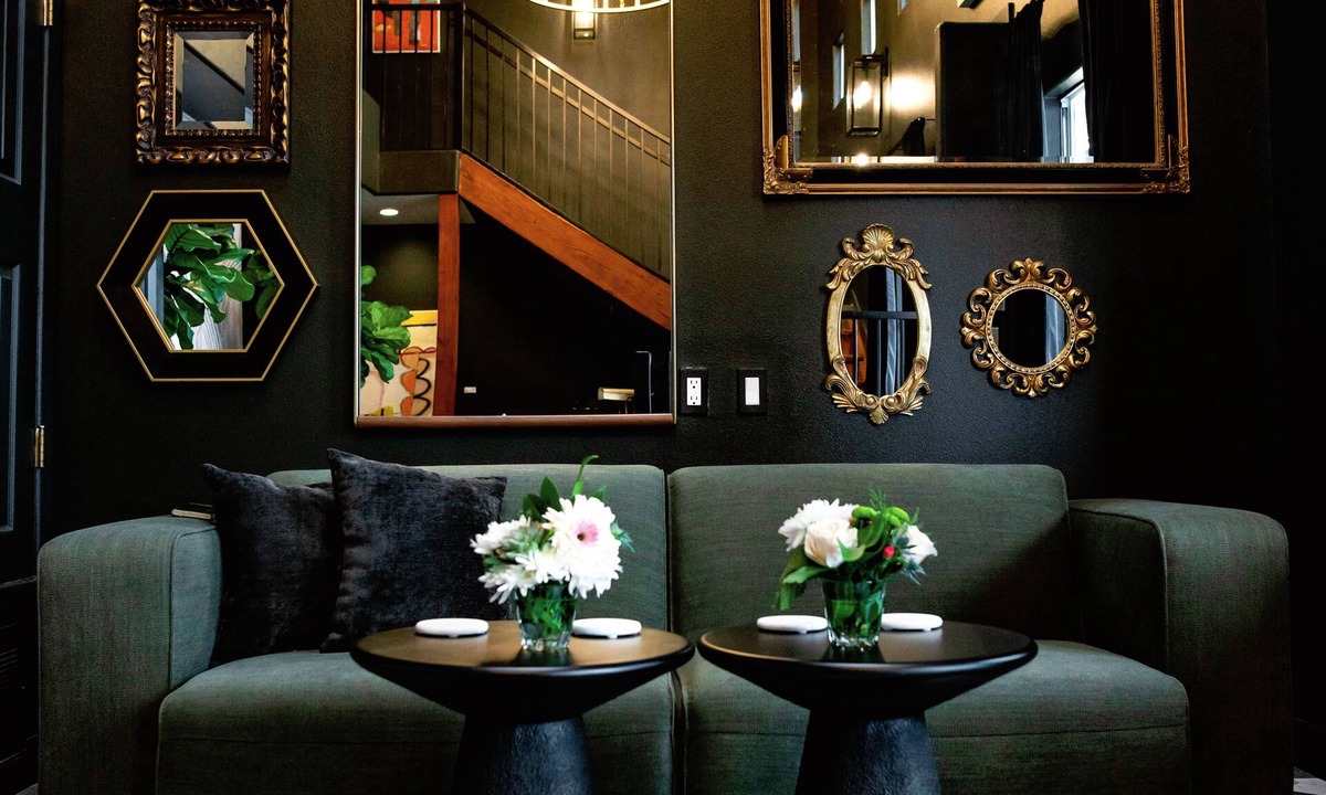 Paradise Hills Civic House | El Verde Inn