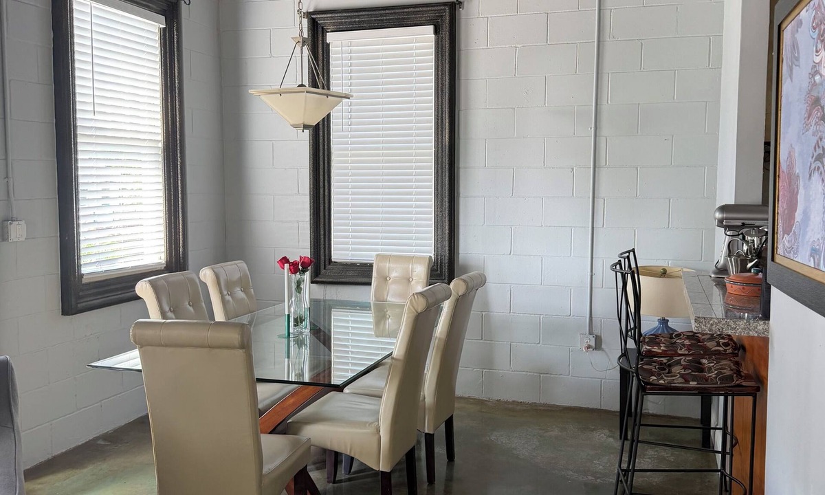 Ybor City Apartment | Executive Home Office Suite, Fully Furnished, Ybor Heights, Tampa