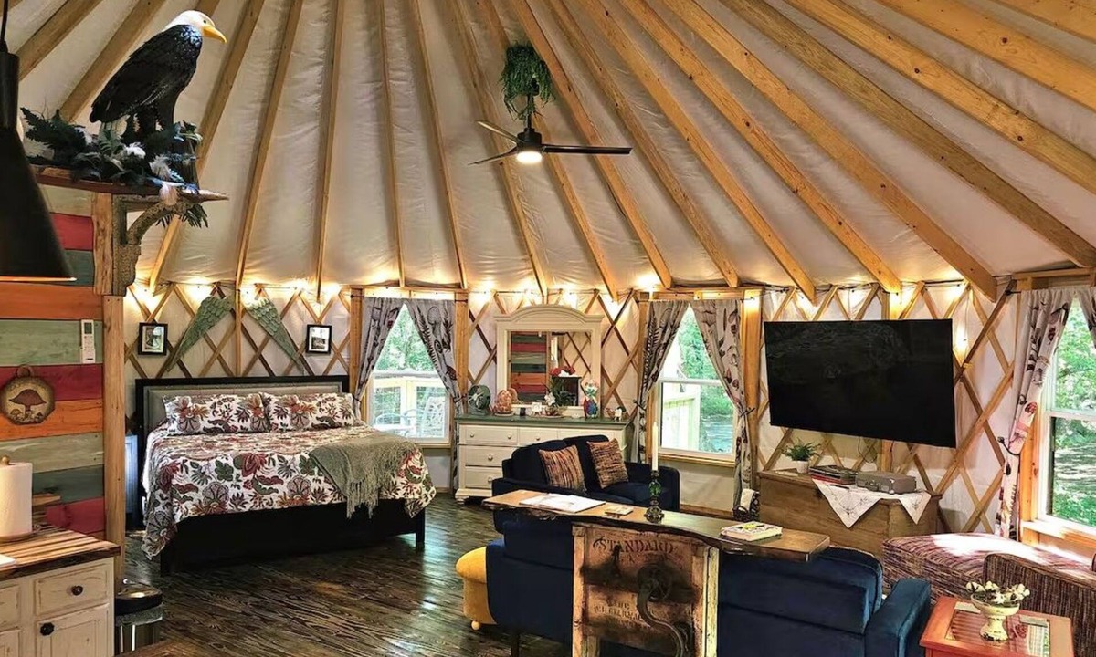Gap Mills House | Feathered Fern Yurt