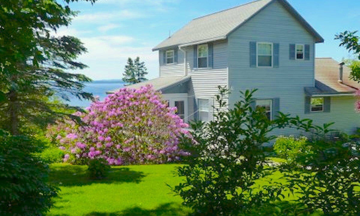 Castine House | Gorgeous oceanfront Home overlooking Penobscot Bay , Castine Maine