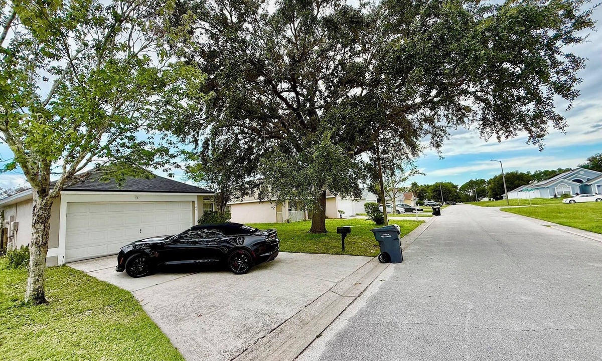Highlands Reserve House | Grand Fabulous 3BR Pool Home near Disney
