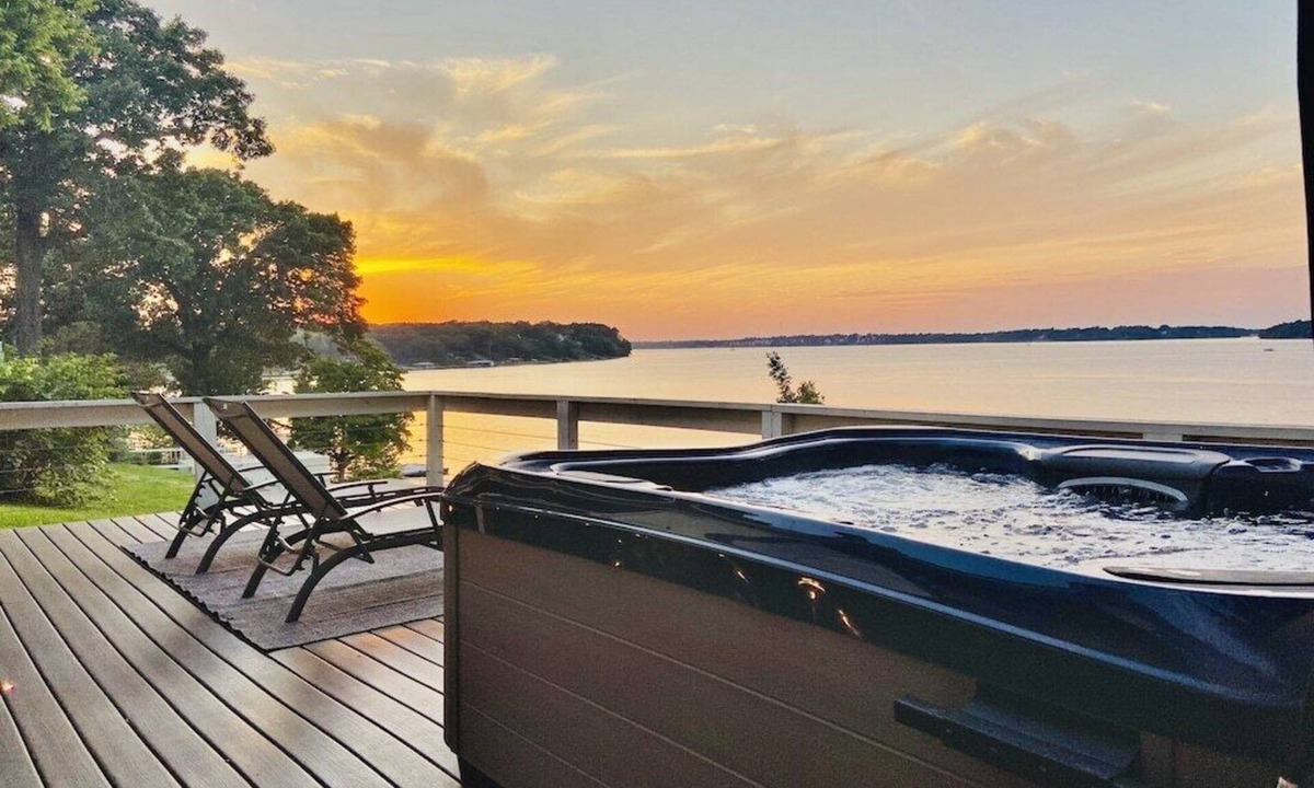 Tia Juana House | Grand Lakefront Oasis Hot Tub Dock UTV Trails