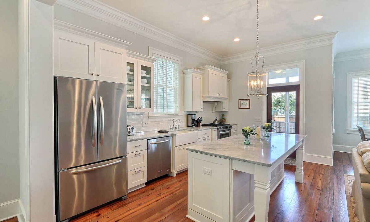 Savannah Victorian District House | Heated Pool Access | 5*Clean | Flex Cancelation