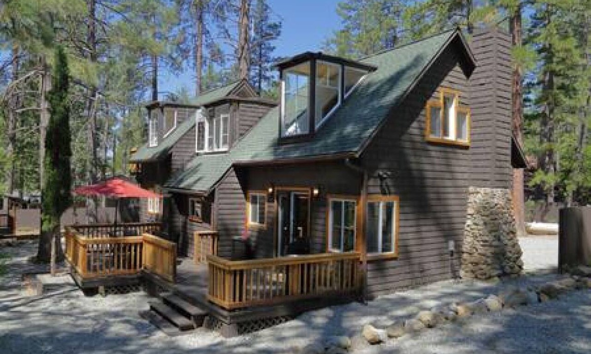 Idyllwild House | Hobbit House - Heart of Town - Stunning Remodel