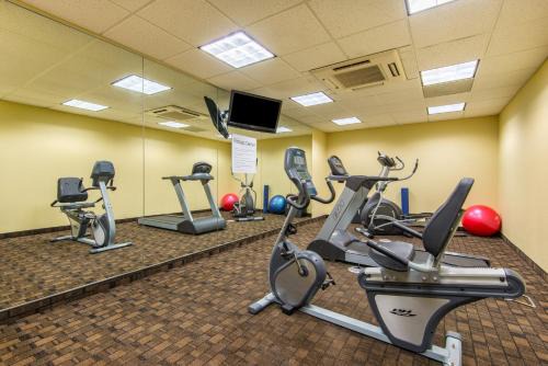 El Dorado Hotel | Holiday Inn Express Hotel & Suites El Dorado by IHG