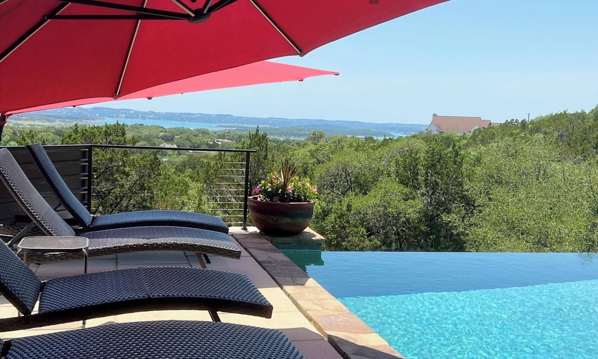 Canyon Lake House | Infinity Edge - Luxury Lake View, Heated Infinity Pool & Chef Kitchen