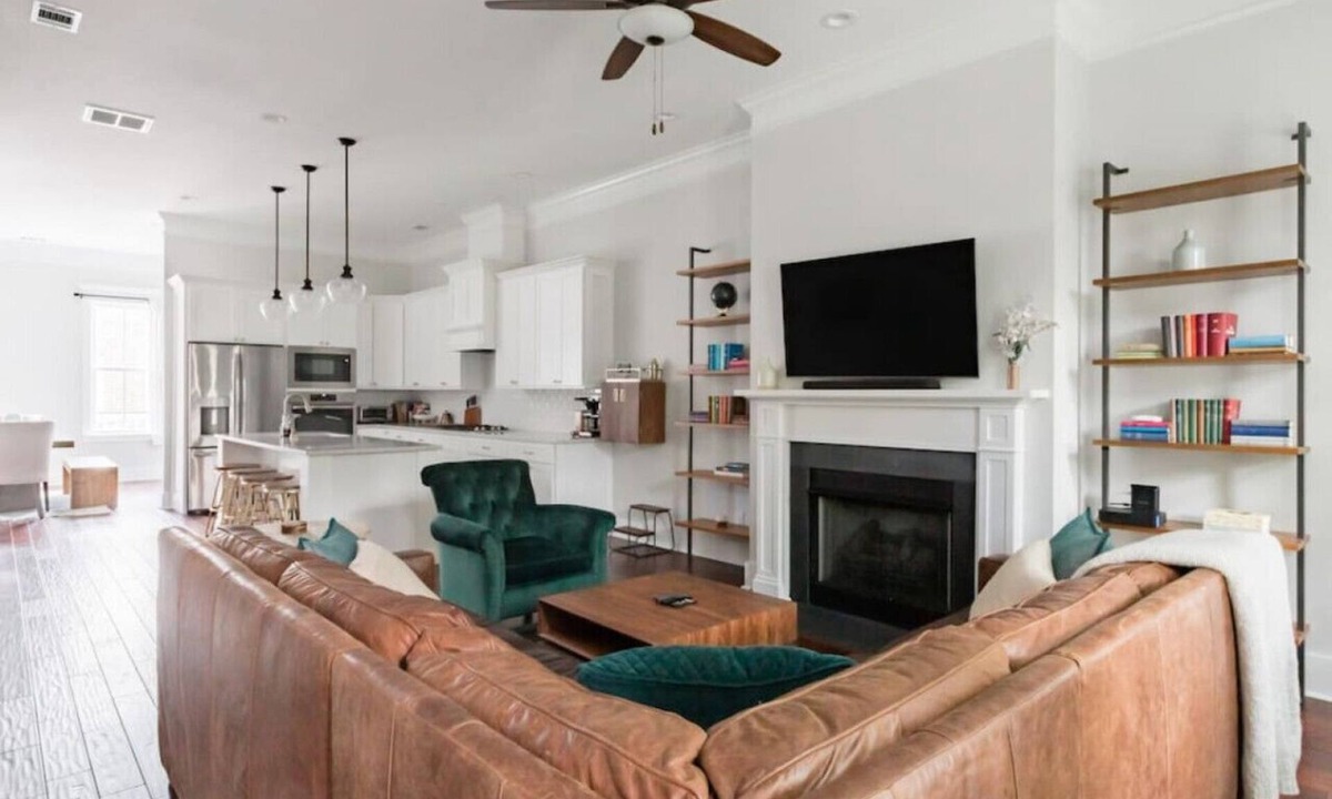 Historic District - North Villa | Liberty House - 3 Bedroom Downtown with Easy Parking