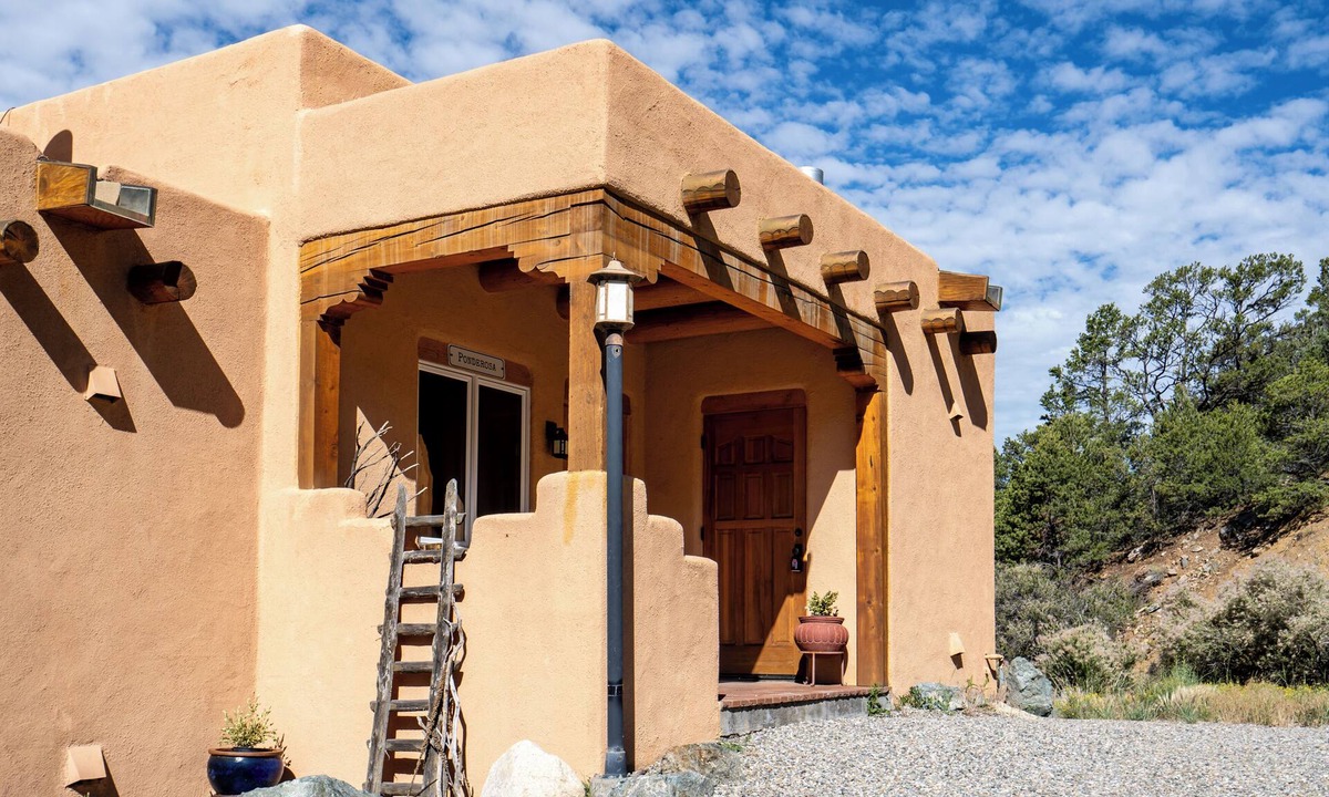 Arroyo Seco House | Luxe Adobe - 2-BR, 2-Bath townhouse, double-living rooms, cook's kitchen, cedar deck, garden