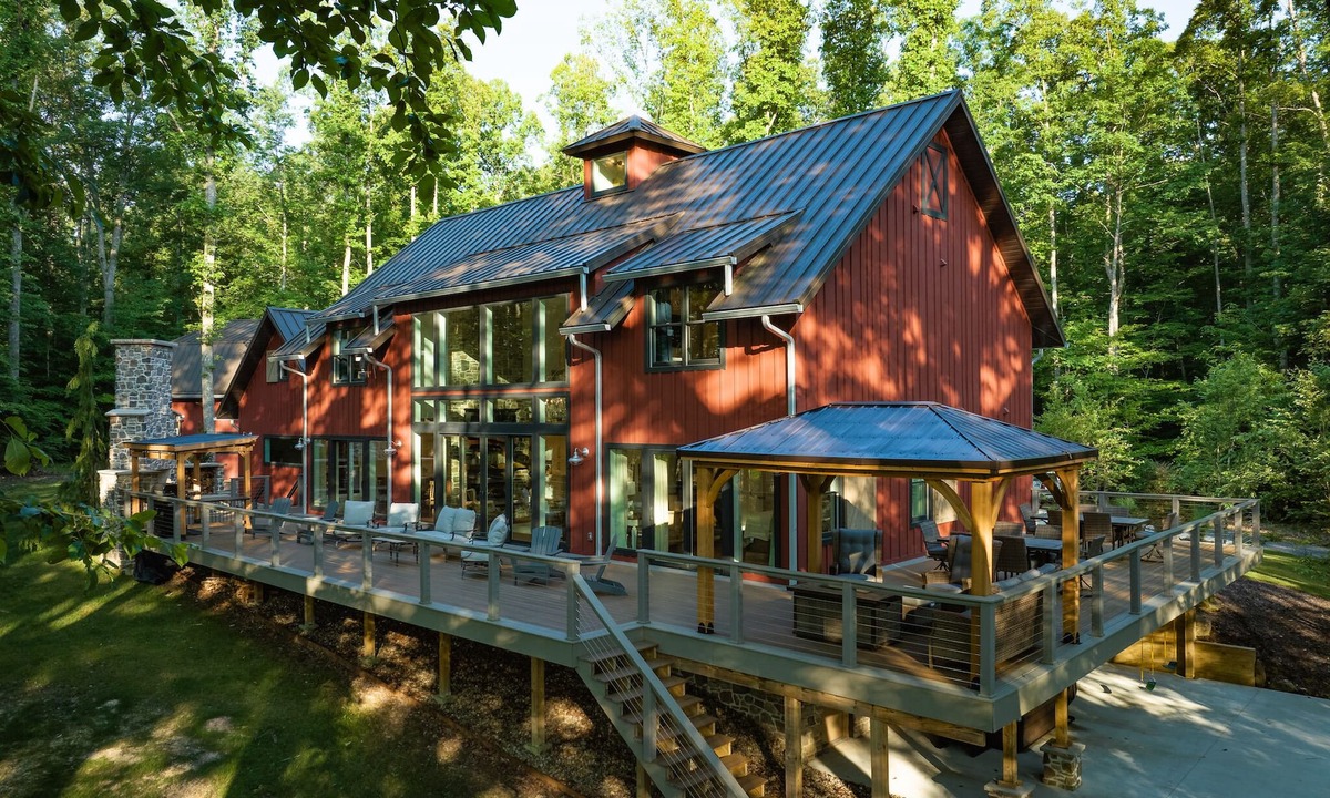 Fayetteville House | Luxury 6-bedroom House With New River Gorge Bridge View in Fayetteville