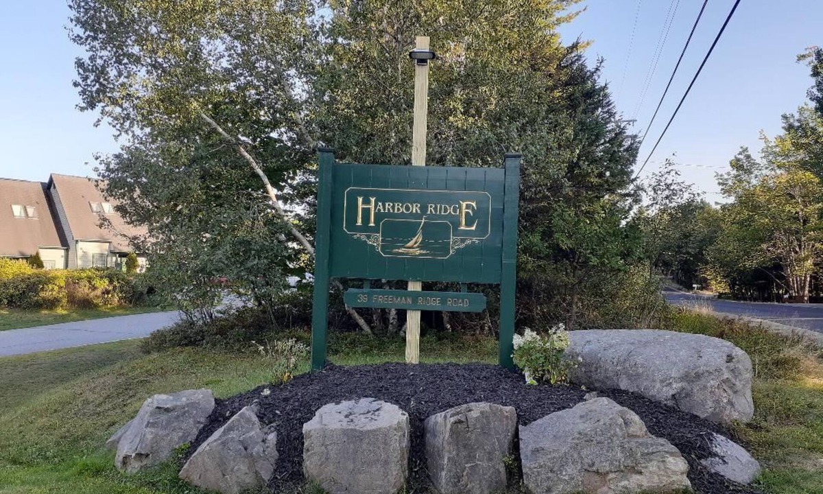 Southwest Harbor House | Luxury town home in 5-star resort w/panoramic water and mountain views