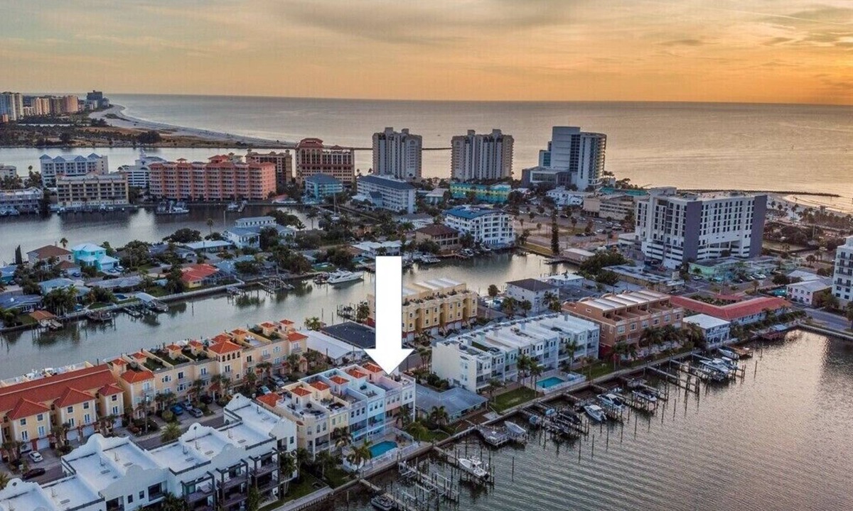 Clearwater Beach House | Luxury waterfront townhome, 5 min to beach, pool, boat slip & rooftop deck!
