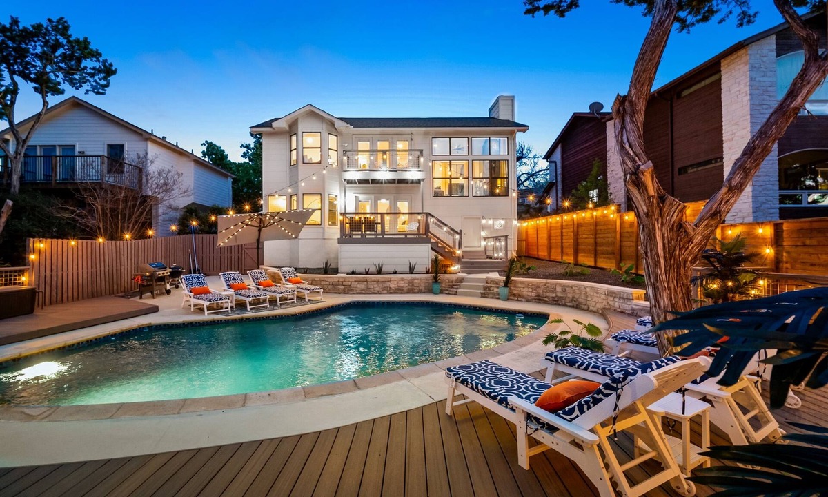 Austin Hills House | Misty Hill ~Best View in Austin~ Luxury Pool Oasis