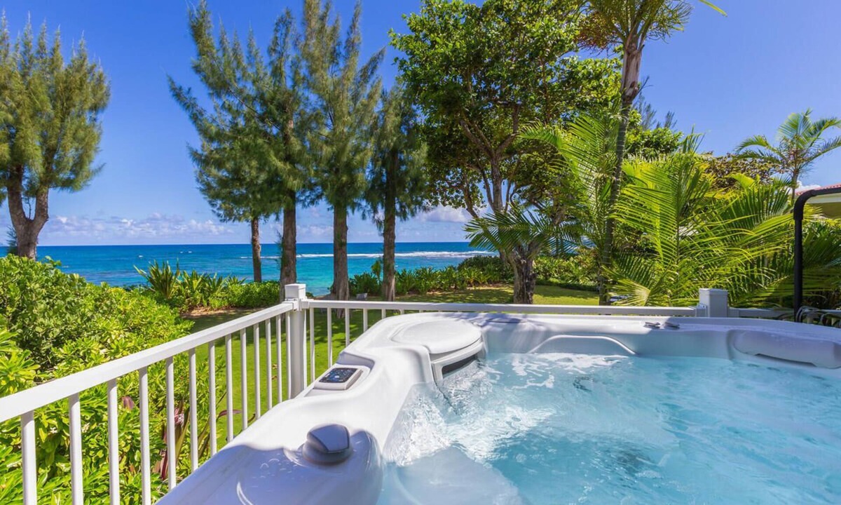 Wainiha House | Modern Beachfront Estate near Tunnels, Sleeps 12