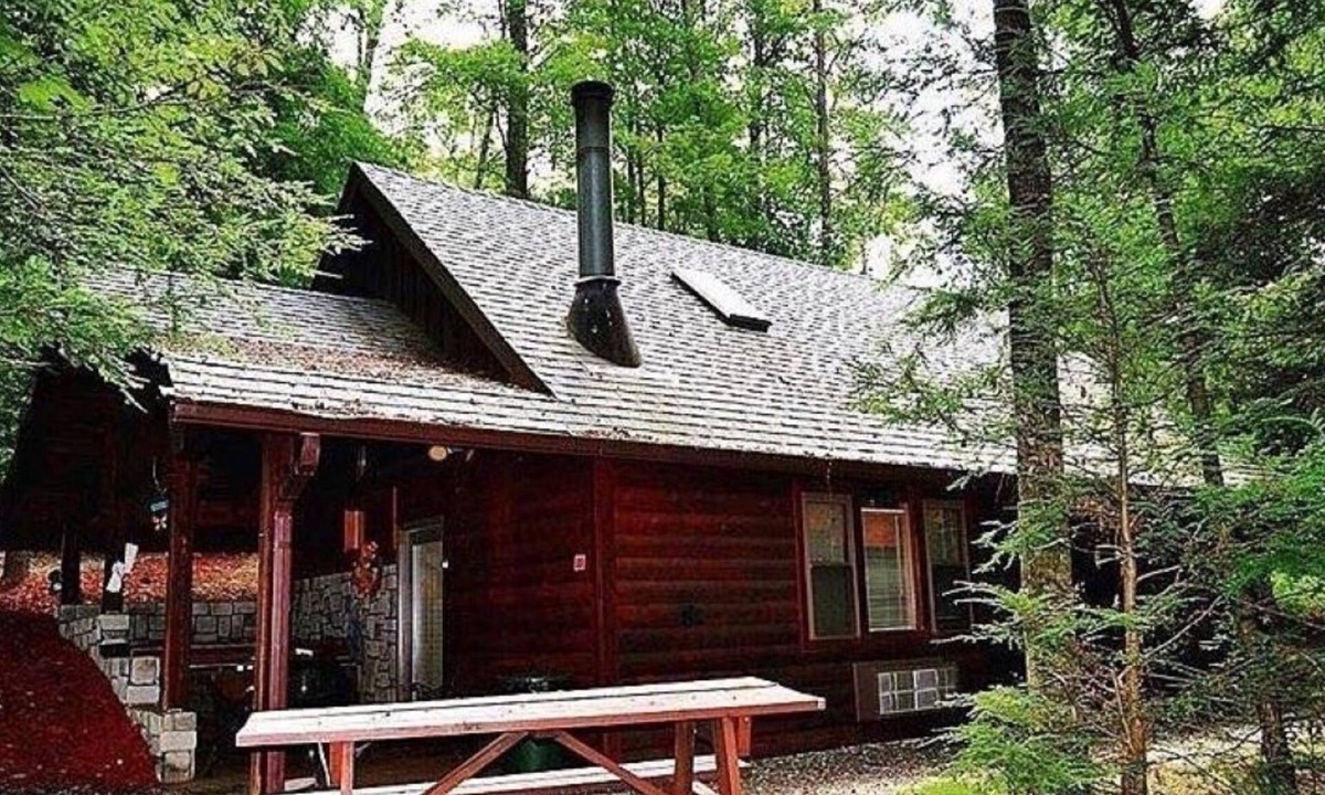 Lansing Cabin | New River Gorge Cabins-The Gathering Place Near New River Gorge NP & Preserve.