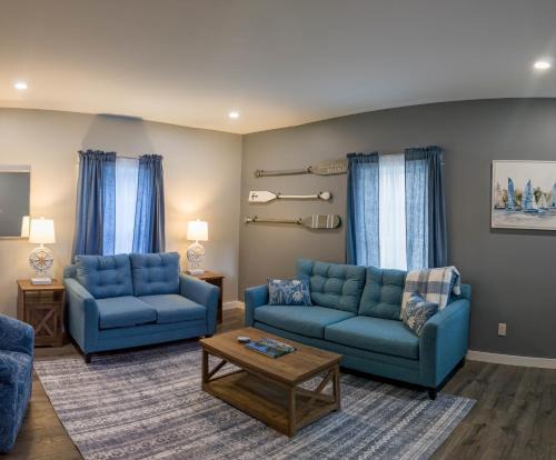 Ellsworth Apartment | Newly Renovated Acadia Apartment Mple Street
